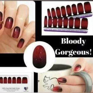 Color Street Bloody Gorgeous